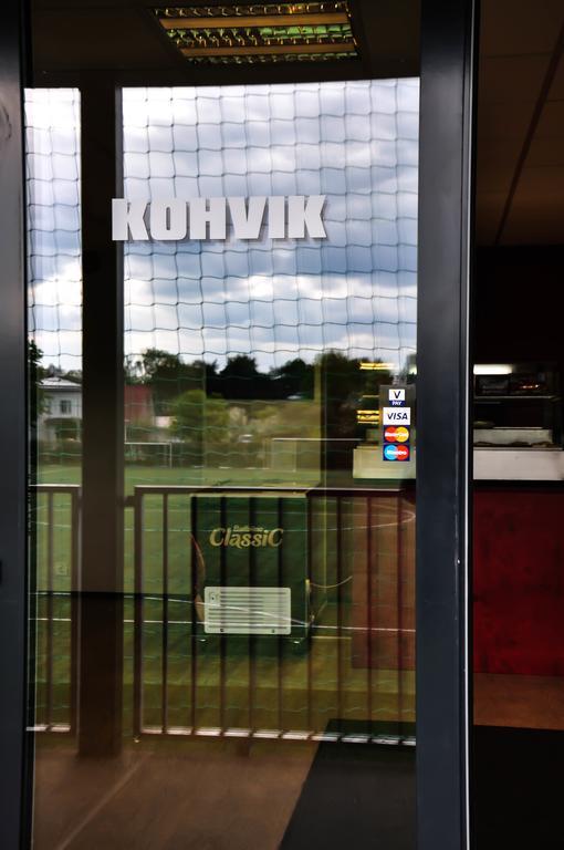 Hostel Maenniku Jk Tallin Zewnętrze zdjęcie
