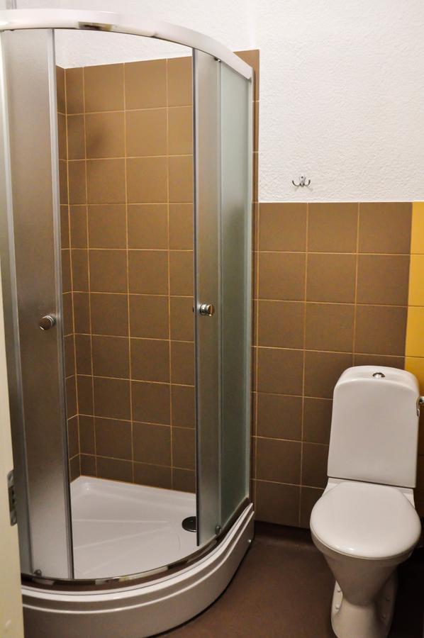 Hostel Maenniku Jk Tallin Zewnętrze zdjęcie