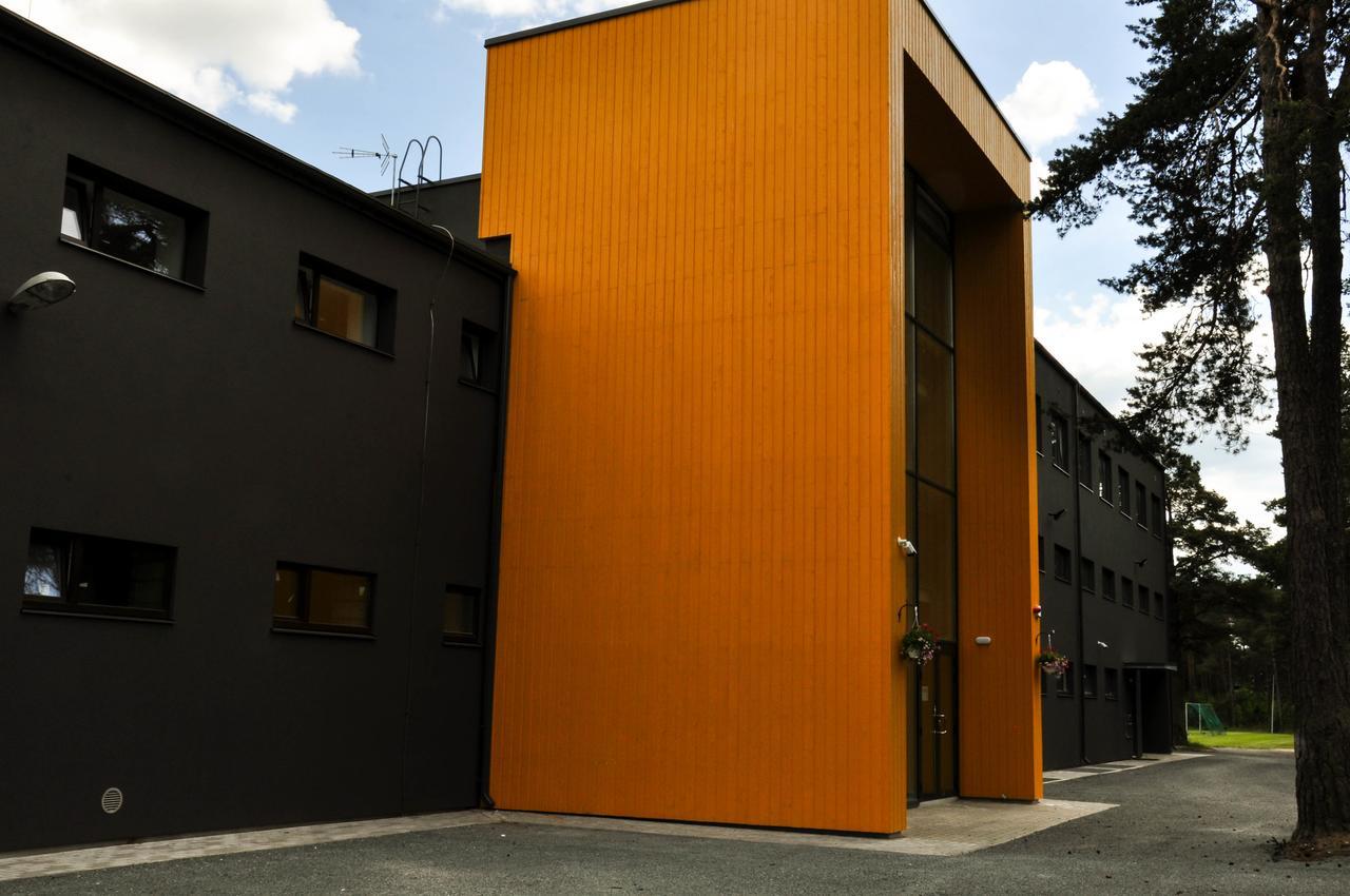Hostel Maenniku Jk Tallin Zewnętrze zdjęcie