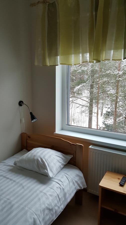 Hostel Maenniku Jk Tallin Zewnętrze zdjęcie